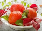 Как вводить в рацион ребенка хурму