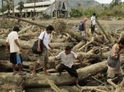 Тропический шторм надвигается на Филиппины