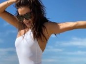 Актриса Ева Лонгория поразила стройной фигурой в купальнике (Фото)