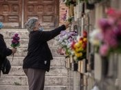 Коронавирус мутировал и мог стать более опасным в Европе, предупреждают ученые