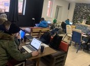 Хаб Дмитрия Осовского был заполнен посетителями во время блэкаута