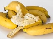 Тільки не вранці: коли краще не їсти банани