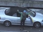 Суд відправив до психлікарні "мінера" столичного мосту