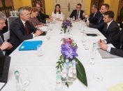 Президент України зустрівся з генсеком НАТО