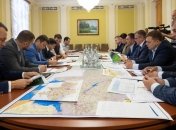 Зеленский распорядился создать условия для повышения качества украинских дорог