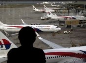 "Боинг" авиакомпании Malaysian Airlines совершил аварийную посадку 