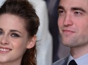 Роберт Паттинсон снова один