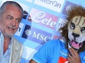 Президент "Наполи" едва не сгорел на собственной яхте (Видео)