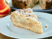 Такий пиріг спекти дуже просто, а виходить дуже смачно