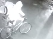 Новые технологии в деле: появилось видео момента химатаки на офис "Новой газеты" в Москве