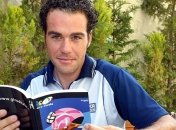 Экс-чемпион гонки "Вуэльта" попался на краже мобильных телефонов