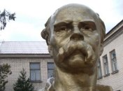 В Москве завершилась реконструкция памятника Т. Шевченко 