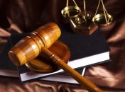 В Херсоне крюинговые мошенники осуждены к 6 и 8 годам тюрьмы