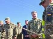 Порошенко на Яворовском полигоне оценил навыки бойцов теробороны