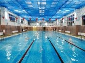 Ученые рассказали почему опасно купаться в бассейне