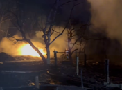 Пылают частные дома и АЗС