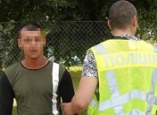 Мужчина в столице прострелил ногу 18-летней девушки