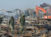 Погибших от взрыва в китайском Тяньцзине уже больше 160-и