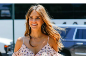 Живот в спортзале: беременная Джессика Альба показала фото своей тренировки