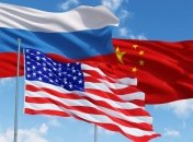 США сейчас противостоят сразу двум ядерным странам