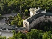 Что известно о больнице «Феофания», где Зеленский лечится от коронавируса