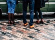 Очень важная деталь: в какой обуви лучше не водить автомобиль