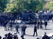 Акции протеста в Ереване: полицейские задержали более 100 оппозиционеров