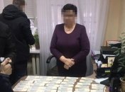 В Киеве задержали двух чиновников за злоупотребления при госзакупках