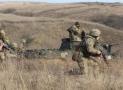 На Донбасі поранено двох українських військових