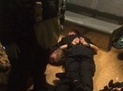В Киеве задержаны патрульные полицейские, которые грабили людей на вокзале
