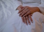 Тренди осіннього манікюру 2023 — фото