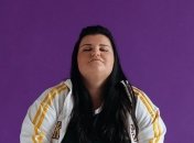 Alyona Alyona в розовом купальнике: фото с отдыха реперши