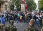 Правый сектор проводит акцию протеста под АП и в нескольких городах
