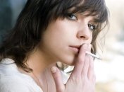 Из-за стресса молодые мамы возвращаются к вредным привычкам