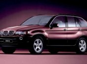 Кабмин запретил чиновникам покупать дорогие автомобили