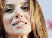 Анна Седокова: Энн Хэтэуэй поправляла мне платье