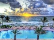 Рекордна злива затопила Маямі