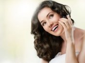 Стало известно кто больше зависим от смартфона