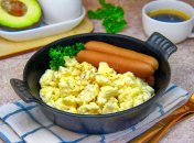 Скрамбл на сніданок