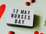 Красивые открытки и поздравления на День медсестры 2021