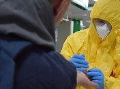 В аэропорту Борисполь пограничники делают экспресс-тесты (Видео)