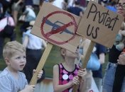 Во Флориде люди требовали запрета на свободное владение оружием