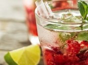 Рецепт дня: мятный джулеп с малиной