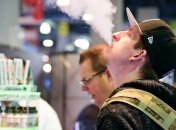 В США массово заболели любители электронных сигарет