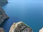 Более 450 тонн мусора вывезли за лето с побережья Байкала