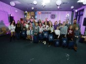 Міністр МВС Денис Монастирський та Тіна Кароль нагородили дітей