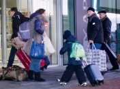 Правительство возобновило выплаты для 90 тысяч переселенцев