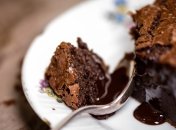 Пудинг получится с влажным тестом и вкуснейшим ганашом