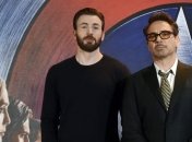 Спор века: голливудские "супергерои" соревнуются за самые худшие усы