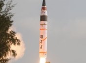 Индия испытала баллистическую ракету Agni II: она способна нести ядерный заряд